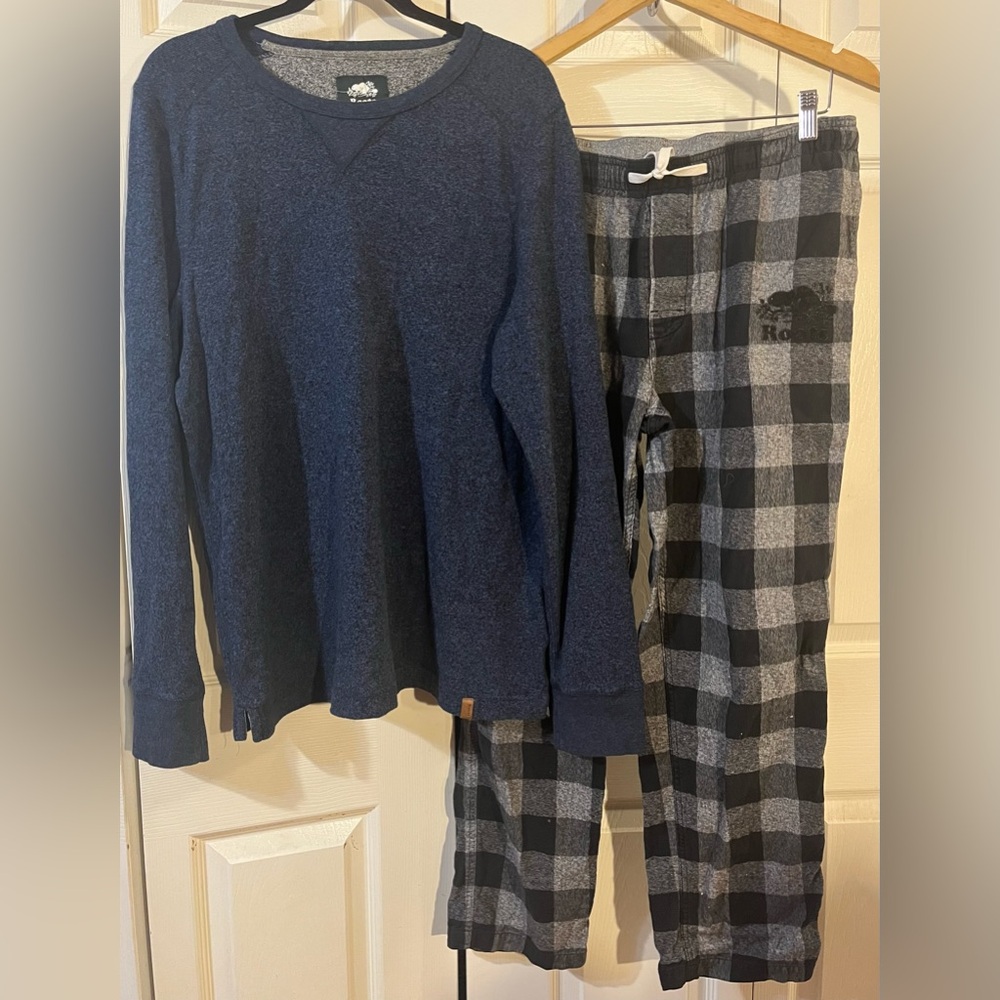 Roots Blue Heather Long Sleeve Crew Neck Sweatshirt (L)&Plaid Lounge Pants(M)